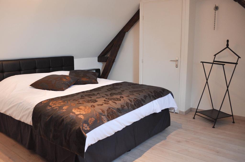 Le Clos Saint Martin ล็อง ภายนอก รูปภาพ
