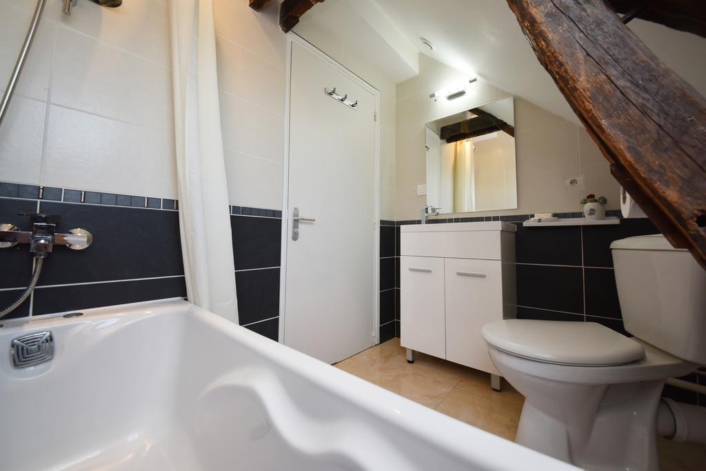 Le Clos Saint Martin ล็อง ภายนอก รูปภาพ